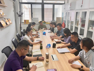 学工处党支部举办“书香学工”第...