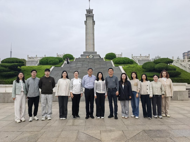 传承红色基因 凝聚奋进力量——...